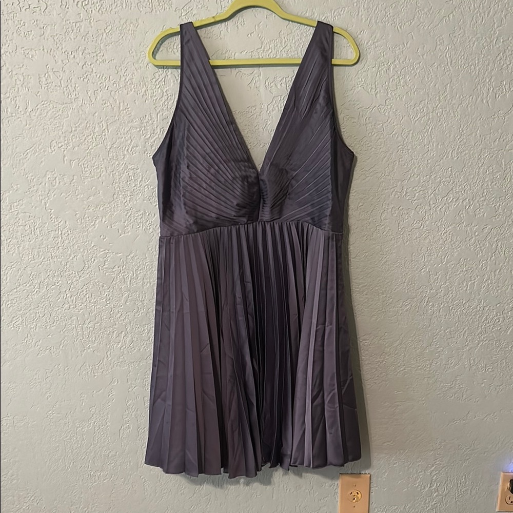 Elegant Blue Pleated Dress